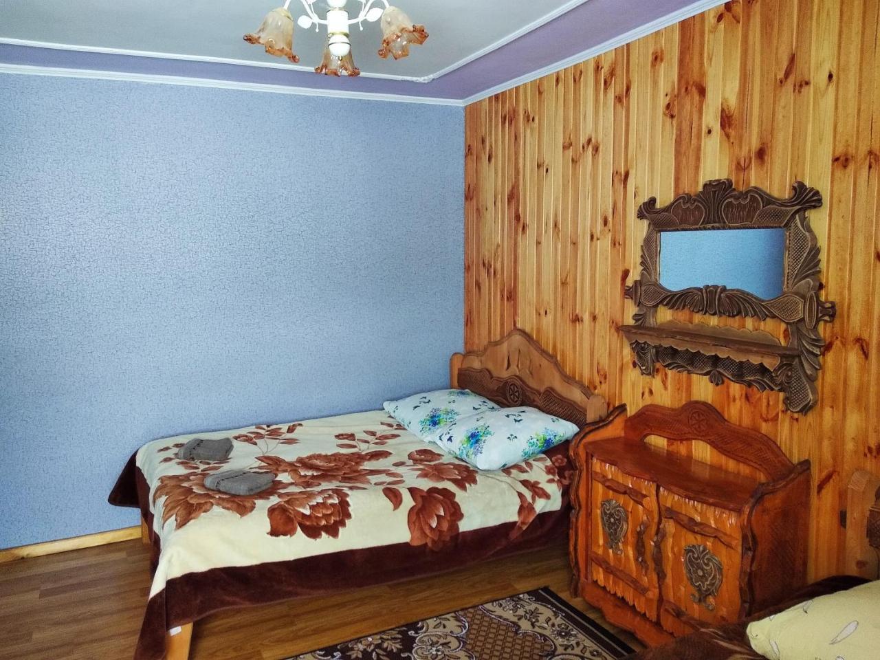 "Різьбярська Садиба" Slavsko Extérieur photo