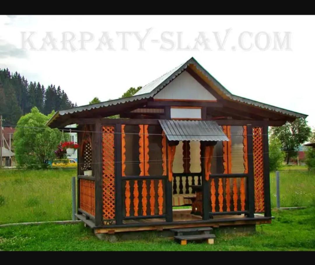 "Різьбярська Садиба" Slavsko Extérieur photo